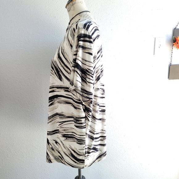 JM COLLECTION Tunic Top - Picture 3 of 4